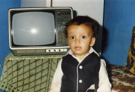 dans la maison de ma grand m�re allah yarhamha le 20/juin/1986